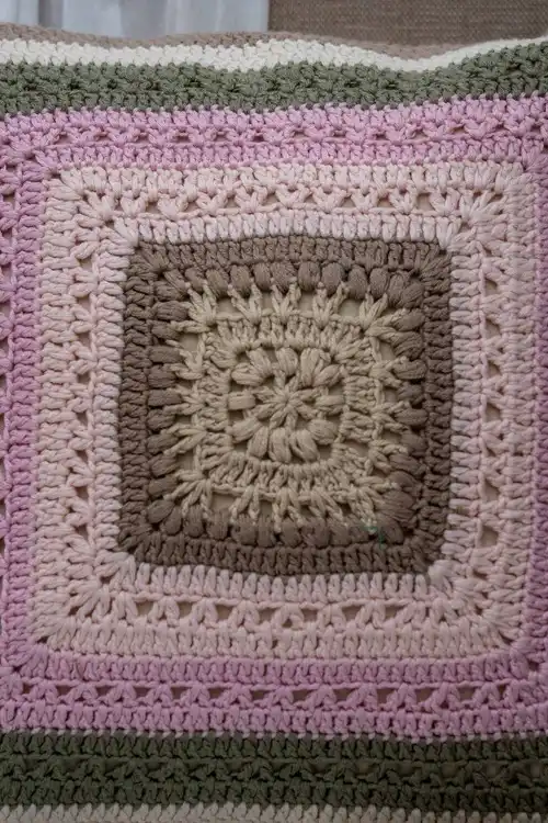 Craftroots Decorative Floral Crochet Cushion Cover Cotton - Image 2