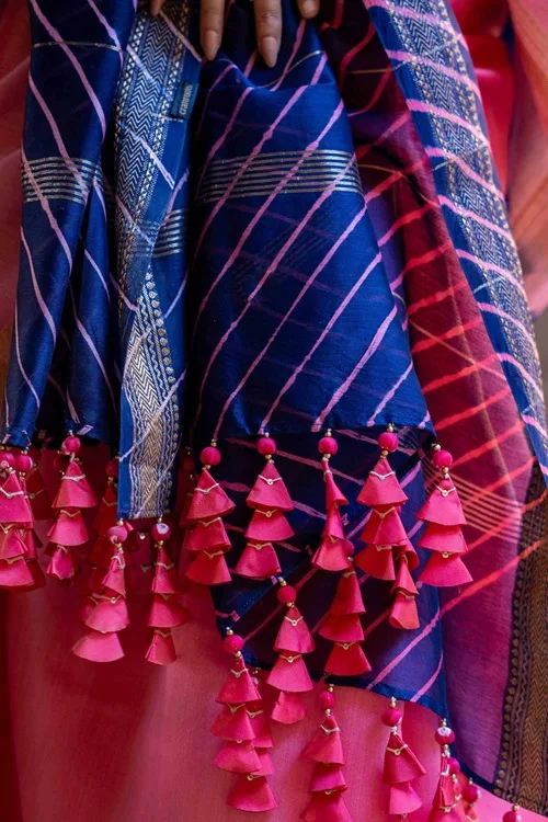Craftroots Laheriya Chanderi Purple Saree With Tassels - Image 5