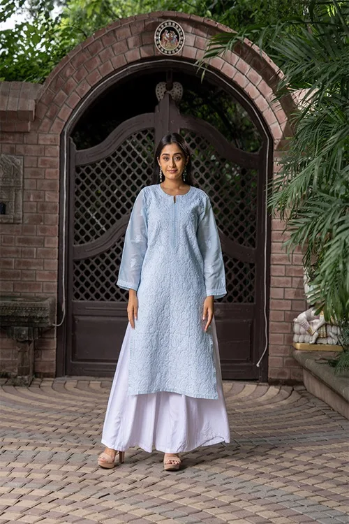 Craftroots Paisley Chikankari Kurta - Image 5