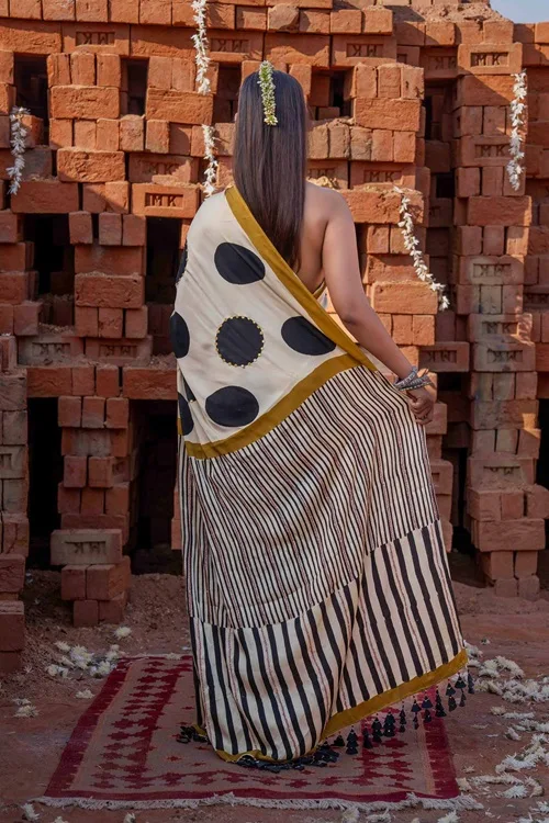 Craftroots Polka Dots Block Printed Modal Silk Saree - Image 5