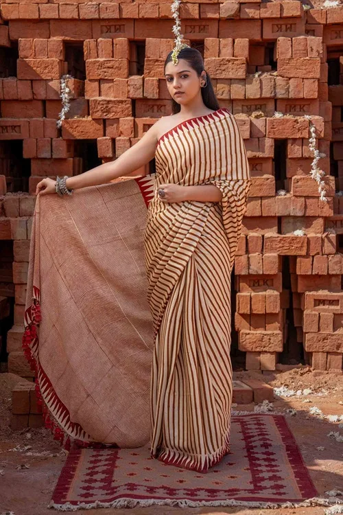 Craftroots Saree With Block Print and Tassels - Image 3