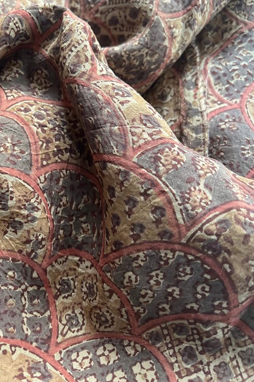 Creative Bee 'ARCH' Natural Dyed Block Print Mulberry Silk Fabric (0.5 Meter) - Image 2