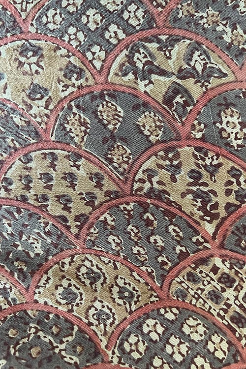 Creative Bee 'ARCH' Natural Dyed Block Print Mulberry Silk Fabric (0.5 Meter) - Image 3