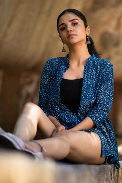Creative Bee 'ARNO' Natural Dyed Block-Print Handwoven Gathered Jacket - Image 2