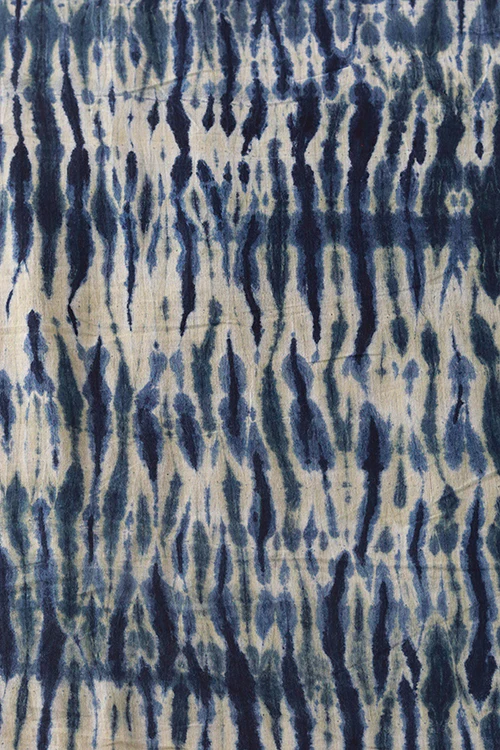 Creative Bee 'FLOW' Natural Dyed Shibori Cotton Fabric (0.5 Meter) - Image 4
