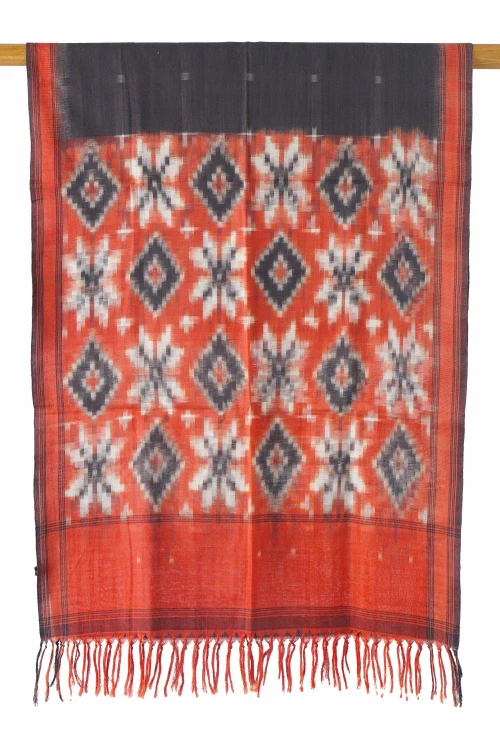 Creative Bee Hand Woven Natural Dye 'Hazy Geamatric' Ikat Cotton Stole - Image 3