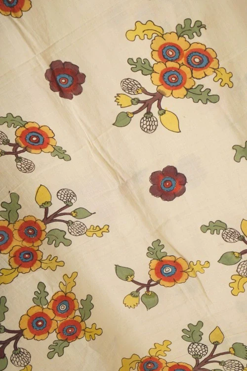 Creative Bee Hand Woven Natural Dye 'Pen & Petal' Hand-Painted Kalamkari Cotton Fabric-1Meters - Image 4
