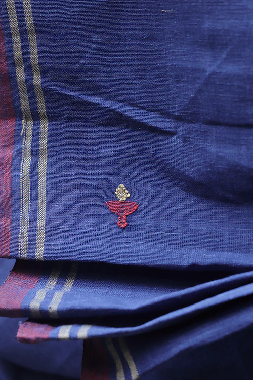 Creative Bee Handwoven Cotton Fabric (0.5 Meter)