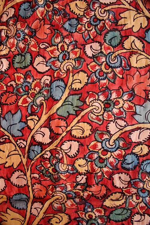 Creative Bee 'iconic' Natural Dye Hand-Painted Kalamkari Mulberry Silk Fabric (0.50 meter) - Image 2