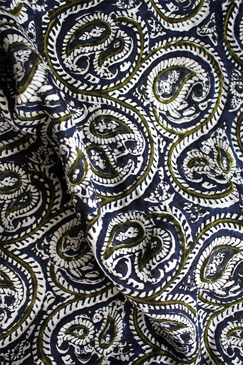 Creative Bee 'KERI' Azo Free Dye Block Print Silk Fabric (0.5 Meter) - Image 2