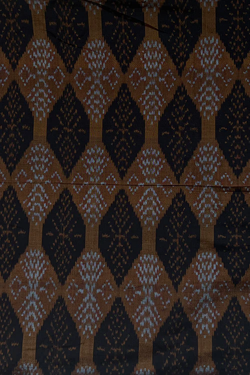 Creative Bee 'Kyle' Safe Dye Ikat Silk x Cotton Fabric (0.50 meter) - Image 4