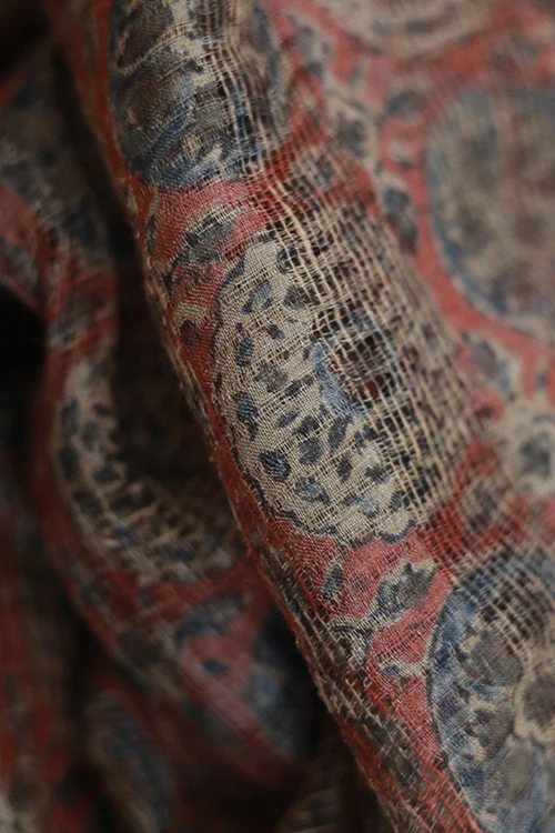 Creative Bee 'Malay' Signature Weave Natural Dye Silk Dupatta - Image 3