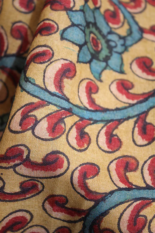 Creative Bee 'romano' Natural Dye Hand-Painted Kalamkari Tussar X Cotton Fabric (0.50 meter) - Image 4