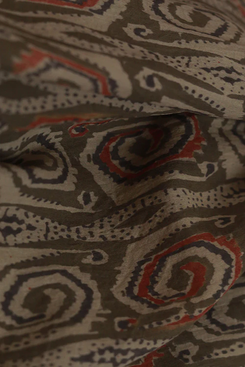 Creative Bee 'saleri' Natural Dye Block Print Cotton Stole - Image 4