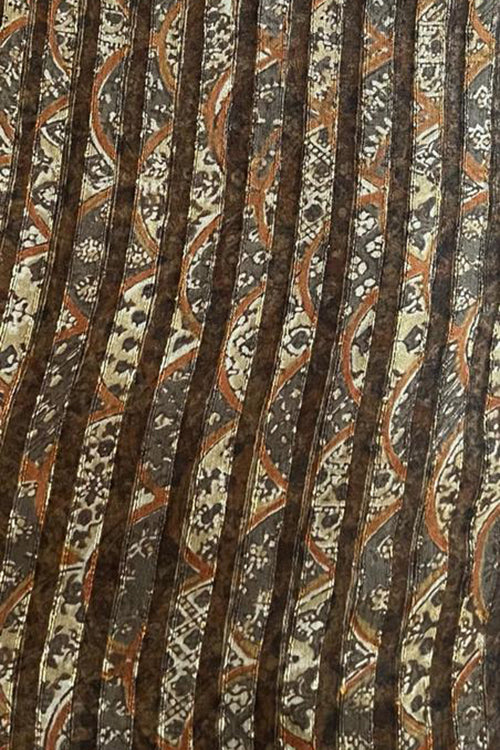 Creative Bee 'vasto' Natural Dye Block Print Signature Weave Silk Fabric (0.50 meter) - Image 4