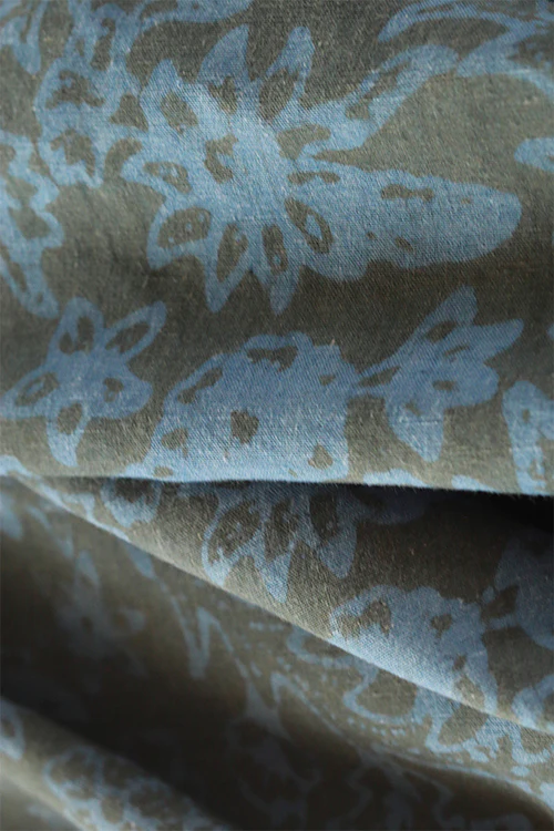Creative Bee 'venezia' Natural Dye Batik Cotton Fabric - Image 4