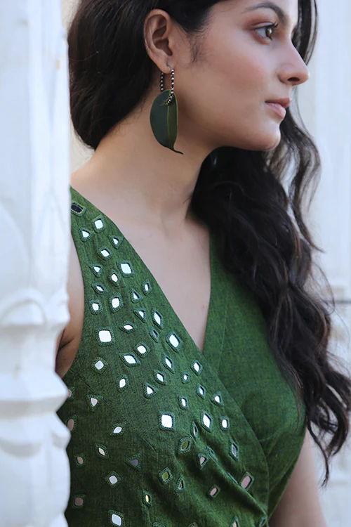 Okhai 'Dandelions' Pure Cotton Hand Embroidered Mirror Work Dress - Image 6