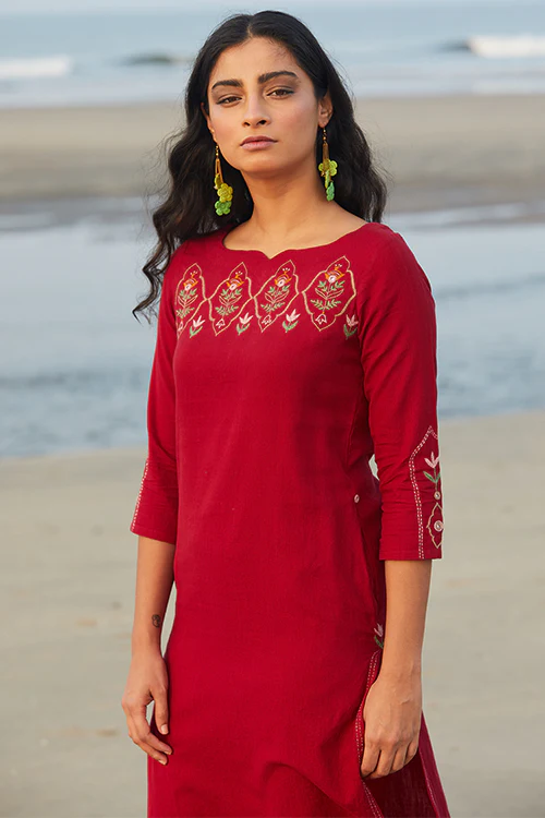 Okhai 'Darling' Embroidered Cotton Handloom Kurta-Pant Set - Image 2