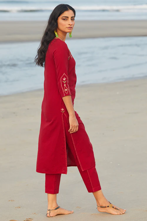 Okhai 'Darling' Embroidered Cotton Handloom Kurta-Pant Set - Image 3
