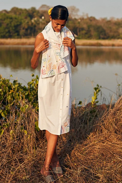 Okhai 'Daydream' Hand Embroidered Mirror Work Pure Cotton Dress with Stole - Image 14