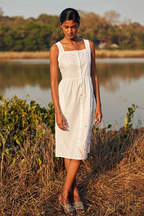 Okhai 'Daydream' Hand Embroidered Mirror Work Pure Cotton Dress with Stole - Image 3