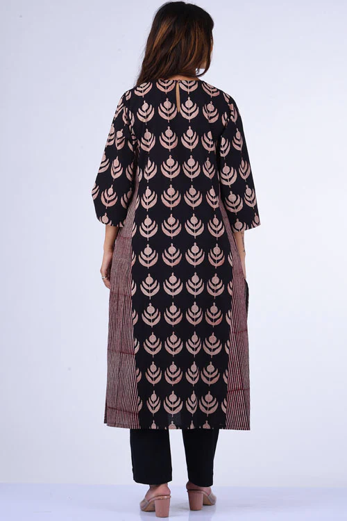 Dharan " Black Kali Kurta"Black Block Printed Kurta - Image 4