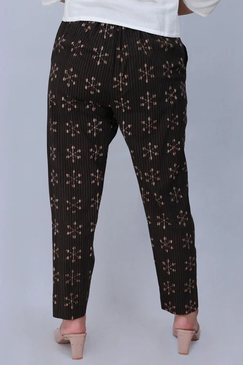 Dharan 'Kashish Narrow Pant' Brown Block printed Narrow Pant - Image 4