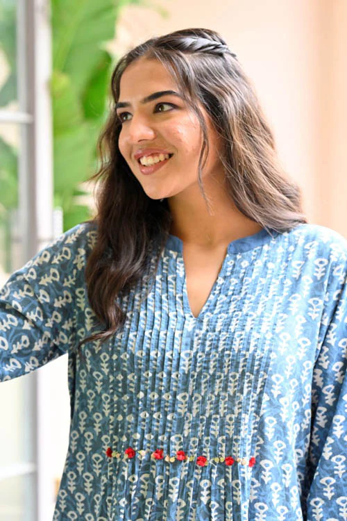 Dharan "Uno Dress" Indigo Block Printed Dress - Image 3