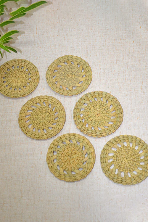 Dharini Kauna Round Coasters Natural (Set Of 6) - Image 4
