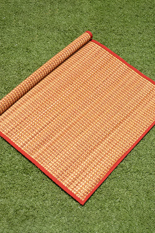 Dharini Madurkathi Mediation And Puja Mat Maroon (2Ft X3Ft)