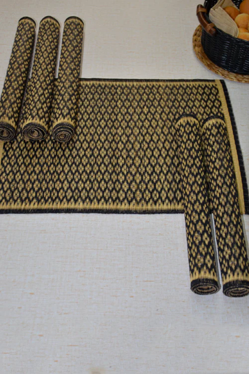 Dharini Masland Placemats Black Natural (Set Of 6) - Image 3