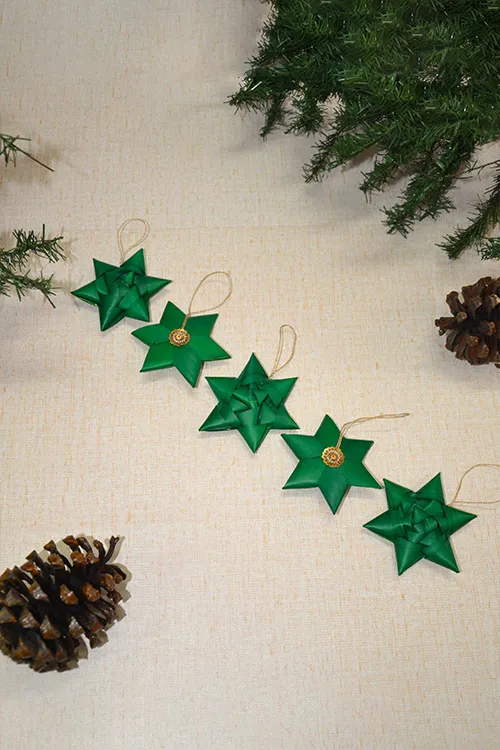 Dharini Palm Leaf Christmas Star Ornaments Green (Set of 5) - Image 3