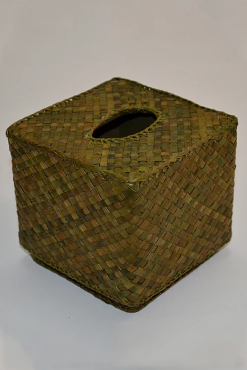 Dharini Screw Pine Boutique Tissue Box - Image 10