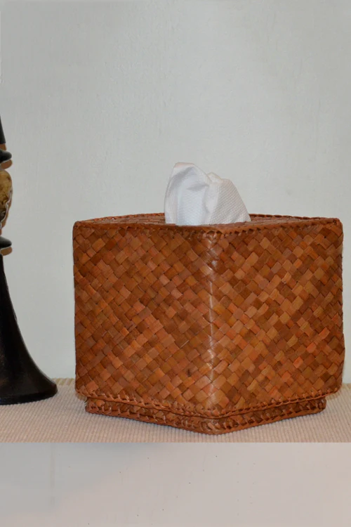 Dharini Screw Pine Boutique Tissue Box - Image 6