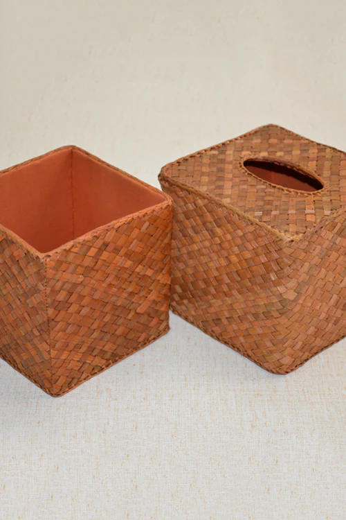 Dharini Screw Pine Boutique Tissue Box - Image 8