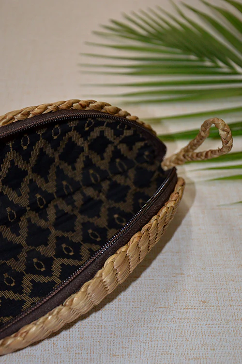 Dharini Water Hyacinth Clutch (Natural) - Image 3