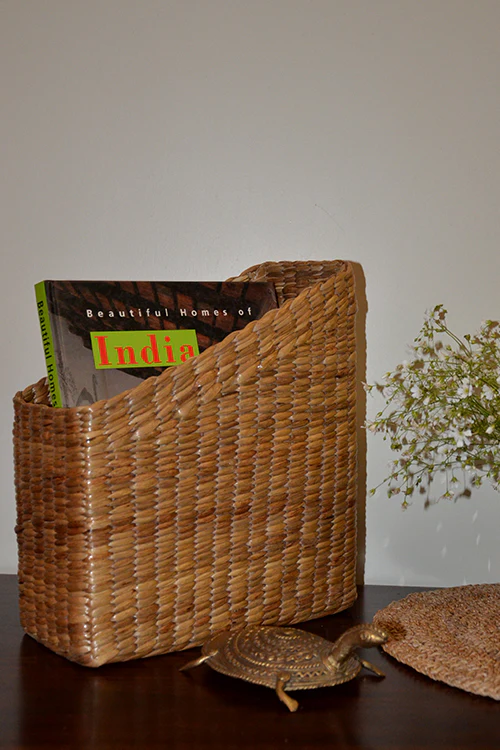 Dharini Water Hyacinth File/Magazine Holder (Natural) - Image 4
