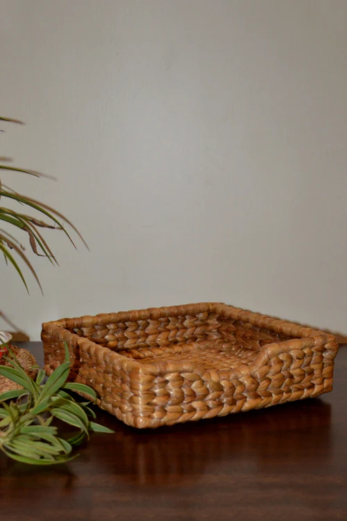 Dharini Water Hyacinth Napkin Holder - Image 3