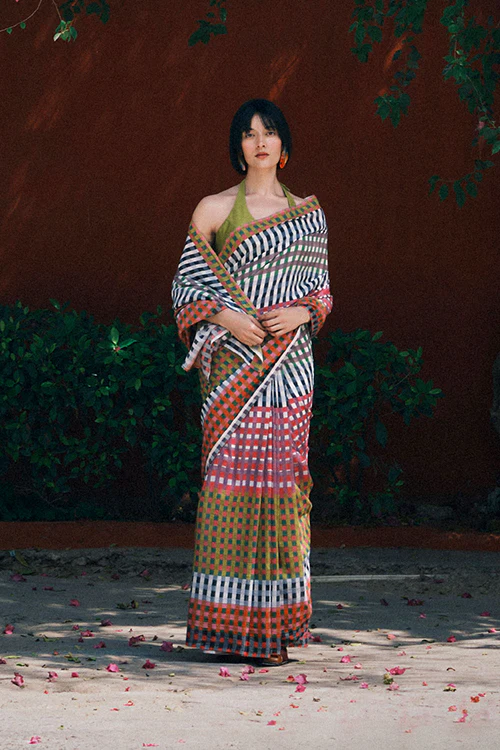 Dressfolk Check Mate Bengal Cotton Saree - Image 2