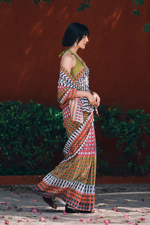 Dressfolk Check Mate Bengal Cotton Saree - Image 4