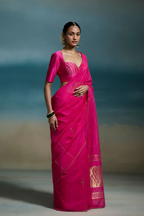 Dressfolk Nayika Tissue Saree - Image 3