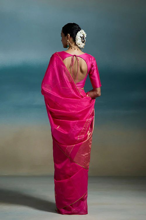 Dressfolk Nayika Tissue Saree - Image 4