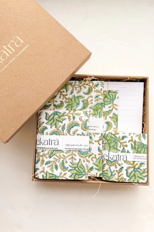 Ekatra Eco Friendly Green Floral Stationery Loaded Gift Hamper