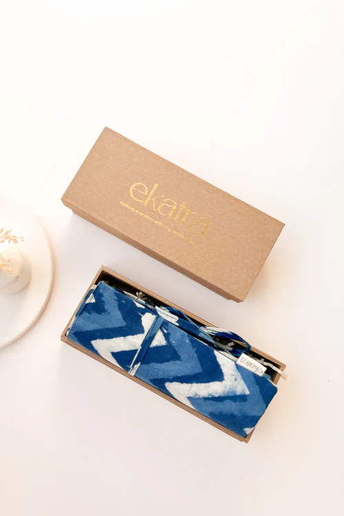 Ekatra Indigo Chevron Durable Cotton Fabric Roll Up Case ( Set Of 2 ) - Image 3