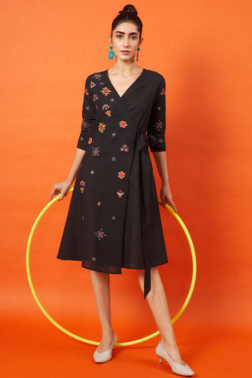 Okhai 'Empress' Kutch Embroidered Wrap Dress - Image 3
