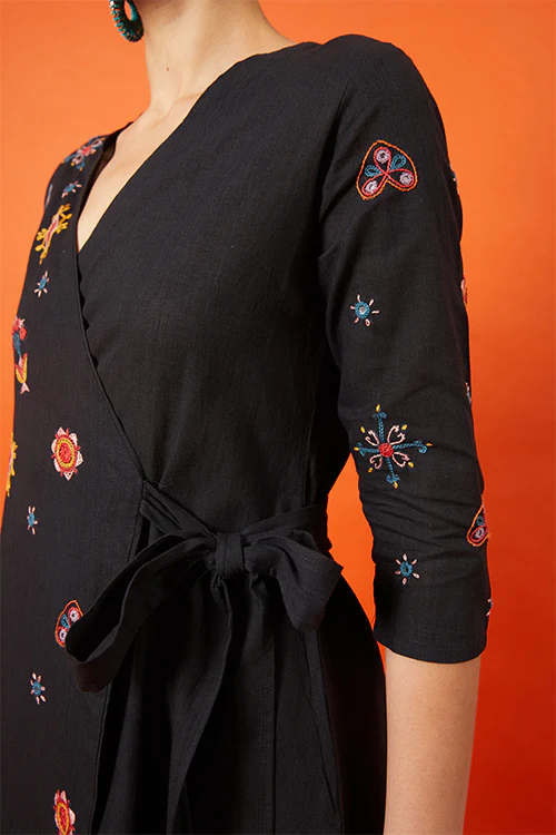 Okhai 'Empress' Kutch Embroidered Wrap Dress - Image 7