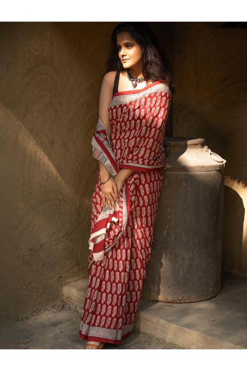 TICH Exclusive Bagh Hand Block Printed Cotton Saree - Classic Flora - Image 7