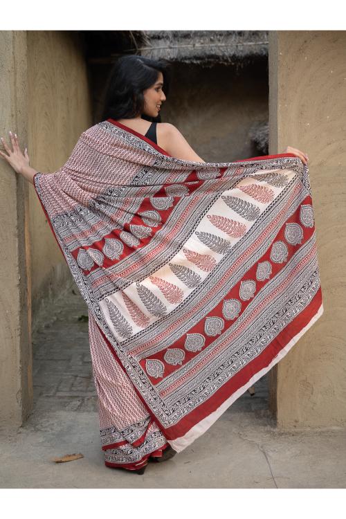 TICH Exclusive Bagh Hand Block Printed Cotton Saree - Geometrics - Image 5