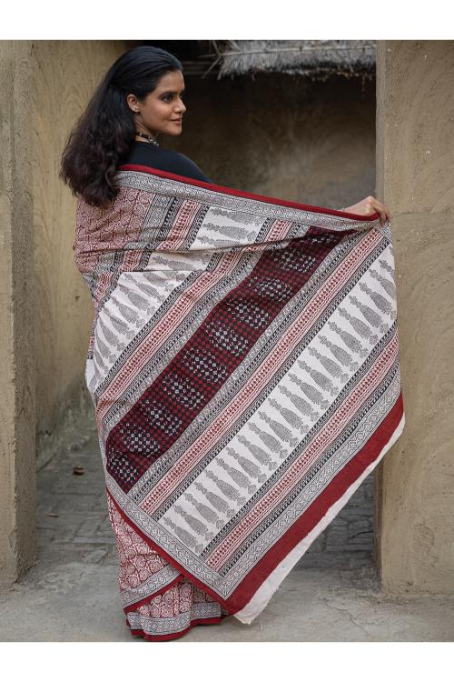 TICH Exclusive Bagh Hand Block Printed Cotton Saree - Red Floral - Image 3