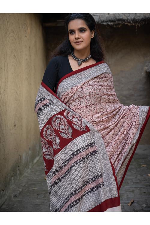 TICH Exclusive Bagh Hand Block Printed Cotton Saree - White Paisleys - Image 4